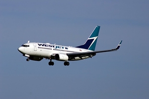 Фото: flickr.com На фото: Несколько лет назад Onex уже пытался купить и объединить Canadian Airlines и Air Canada, но план признали незаконным