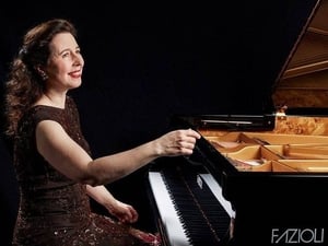 Фото: Fazioli Pianoforti/Facebook На фото: Хьюитт считается одной из лучших исполнительниц Баха