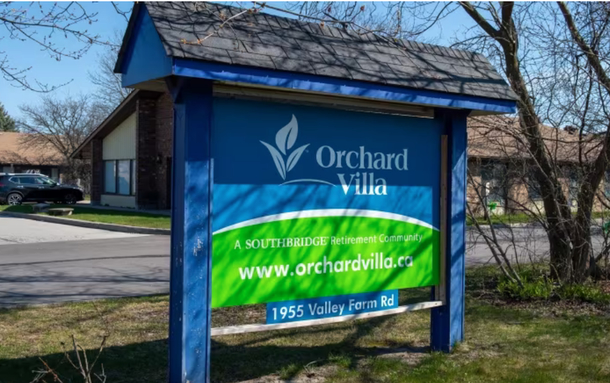 На правительство Форда подали в суд из-за лицензии, выданной дому ...